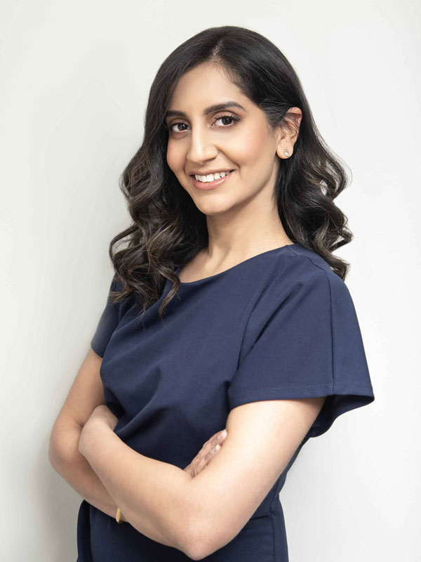 Dr Jaspreet Gakhal BDS